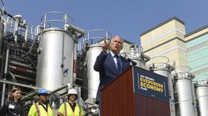 17960139399397069513