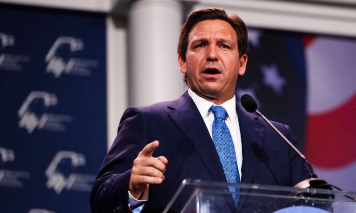 Desantis in vegas 700x420